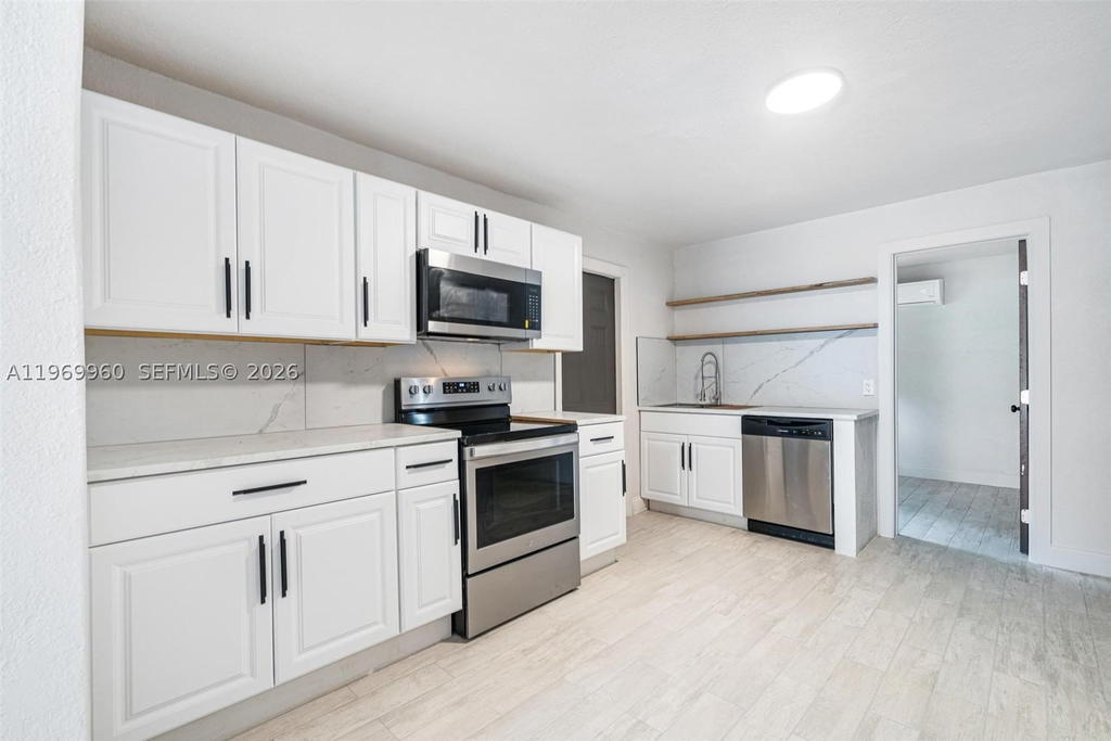 Real estate property located at 1523 38th St, Miami-dade, Allapattah View, Miami, FL