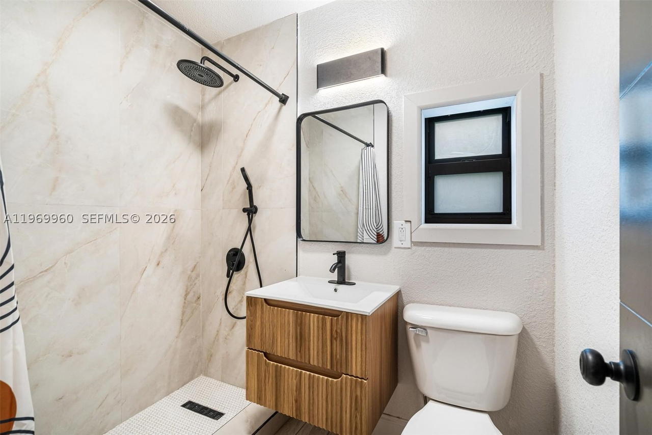 Real estate property located at 1523 38th St, Miami-dade, Allapattah View, Miami, FL