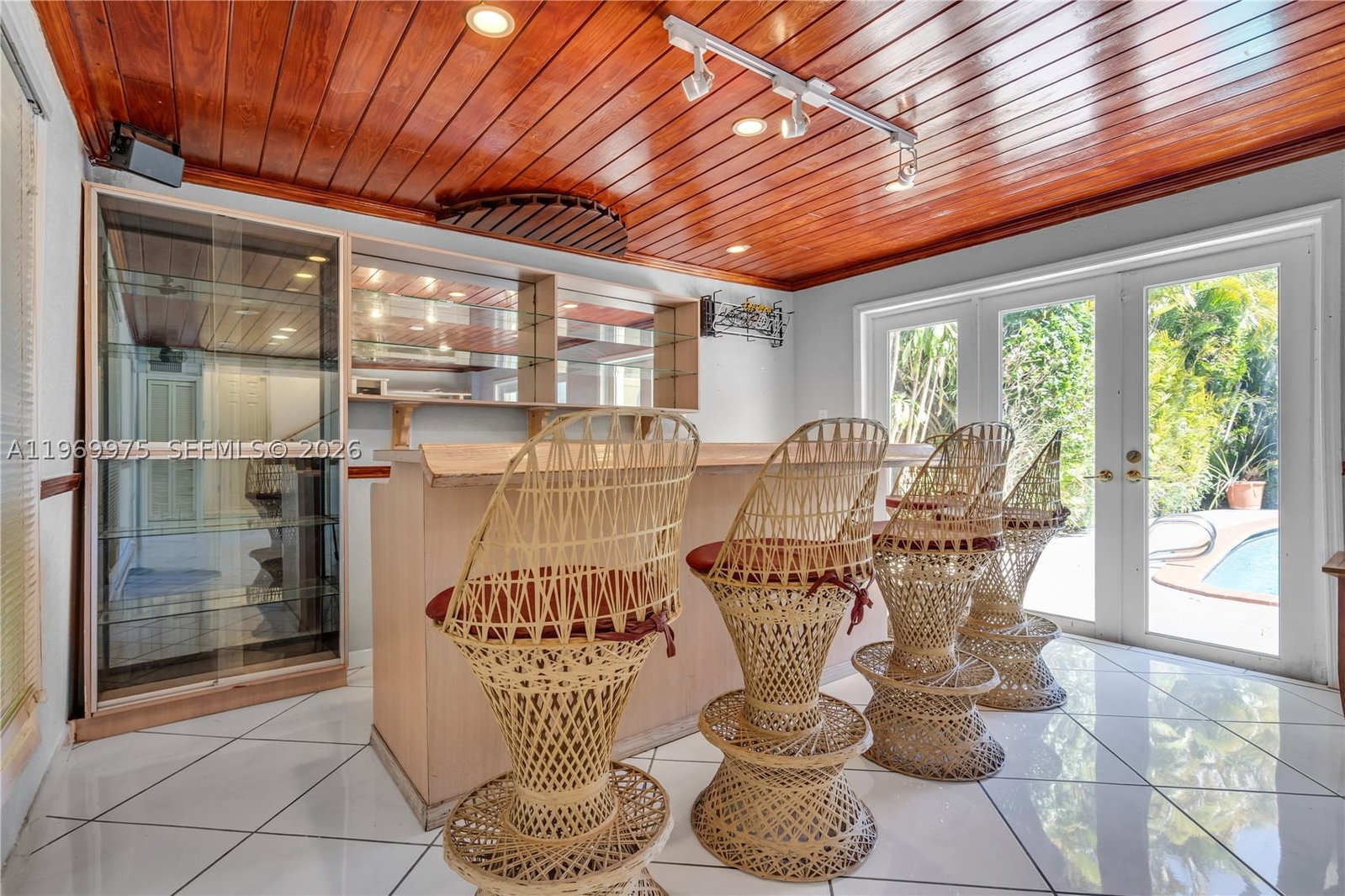Real estate property located at 7941 18th Ter, Miami-dade, Miracle Manor 1st Addn, Miami, FL