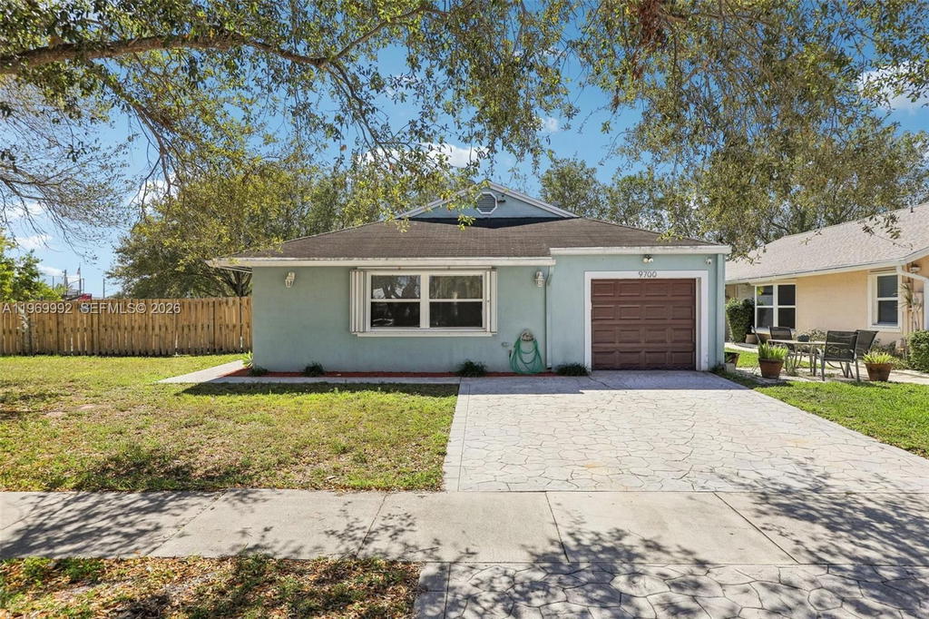 Real estate property located at 9700 59th St, Broward, Colony At Stirling, Cooper City, FL