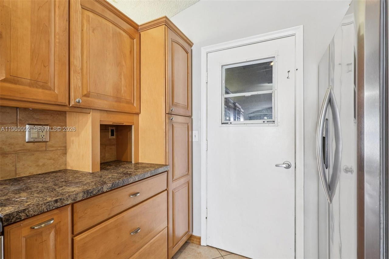 Real estate property located at 9700 59th St, Broward, Colony At Stirling, Cooper City, FL
