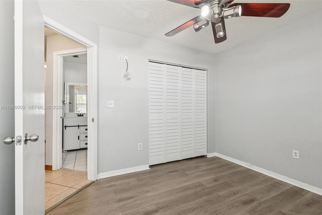 Real estate property located at 9700 59th St, Broward, Colony At Stirling, Cooper City, FL