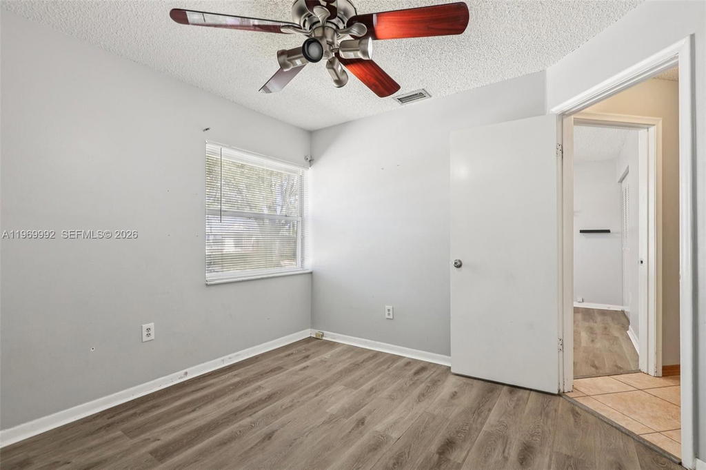 Real estate property located at 9700 59th St, Broward, Colony At Stirling, Cooper City, FL