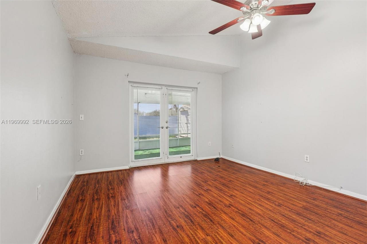 Real estate property located at 9700 59th St, Broward, Colony At Stirling, Cooper City, FL