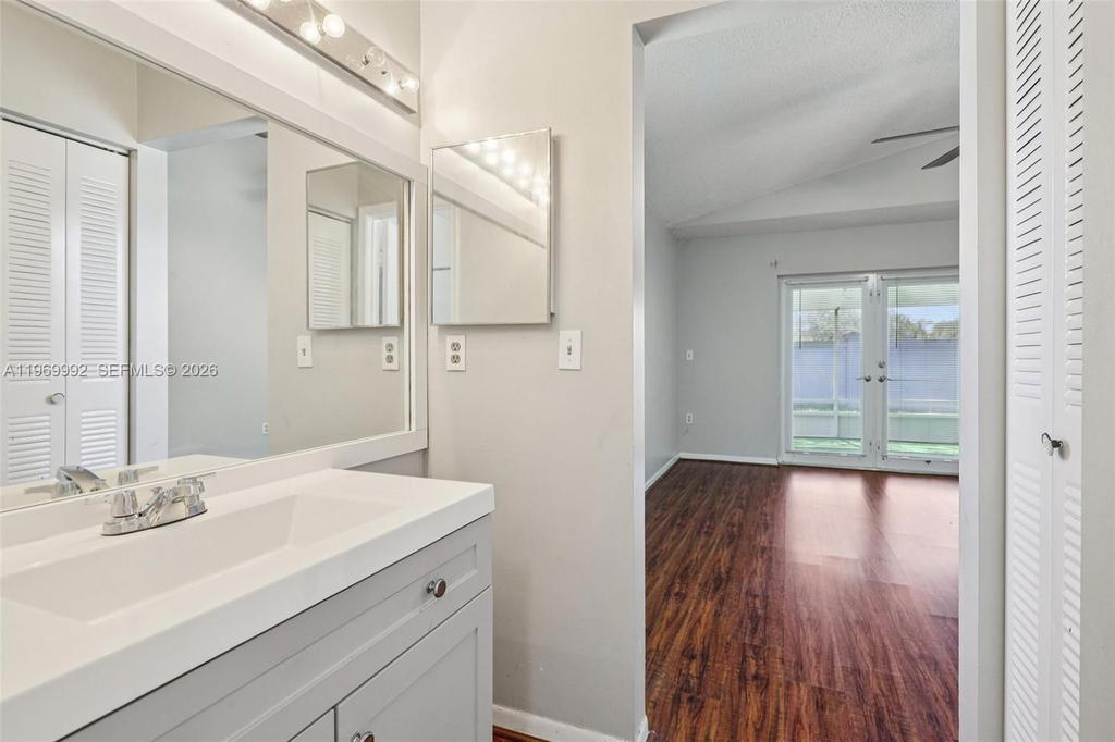 Real estate property located at 9700 59th St, Broward, Colony At Stirling, Cooper City, FL
