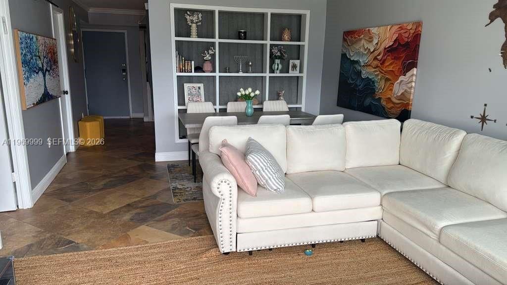 Real estate property located at 1345 West Ave #903, Miami-dade, Golden West Condo, Miami Beach, FL