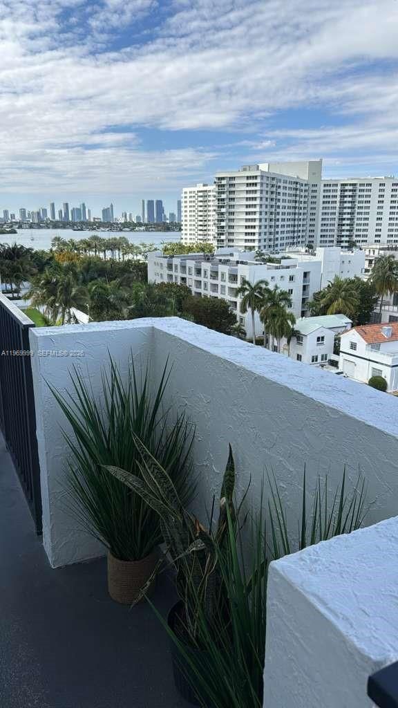 Real estate property located at 1345 West Ave #903, Miami-dade, Golden West Condo, Miami Beach, FL