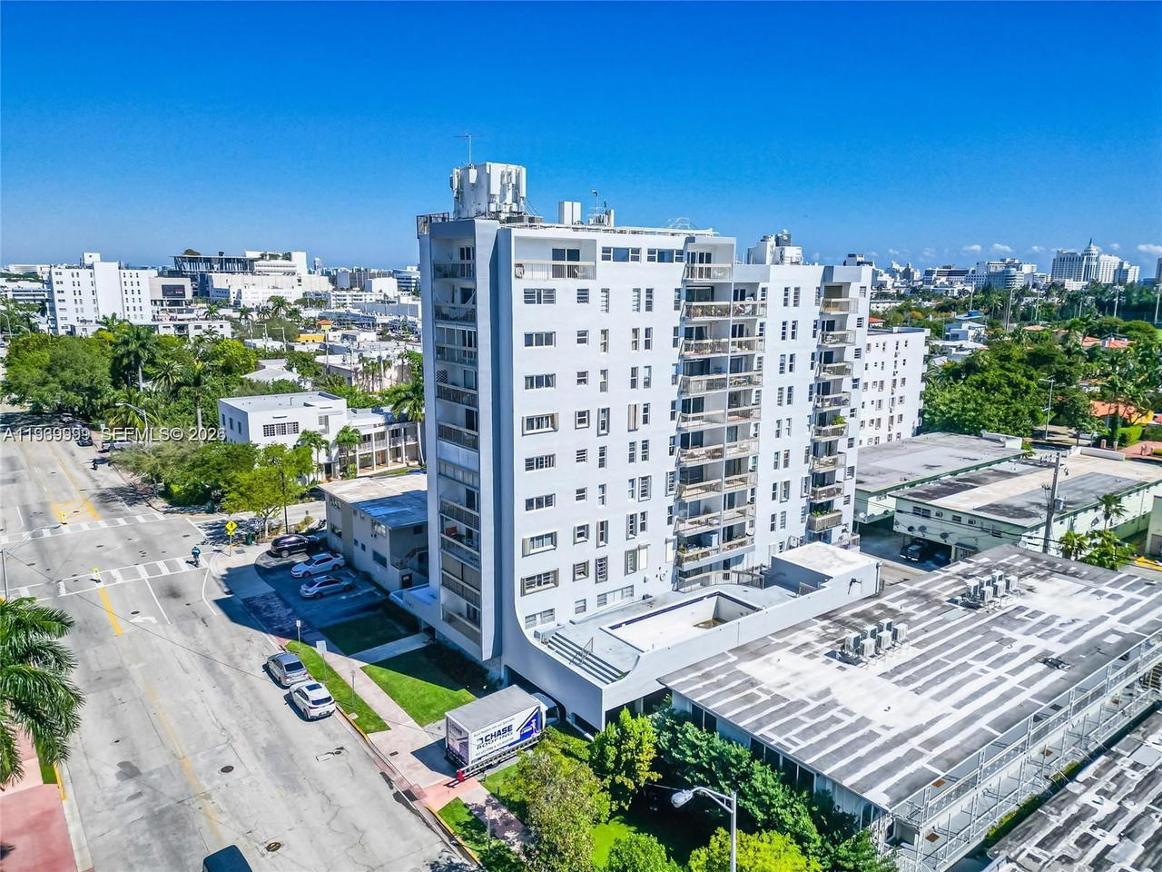 Real estate property located at 1345 West Ave #903, Miami-dade, Golden West Condo, Miami Beach, FL
