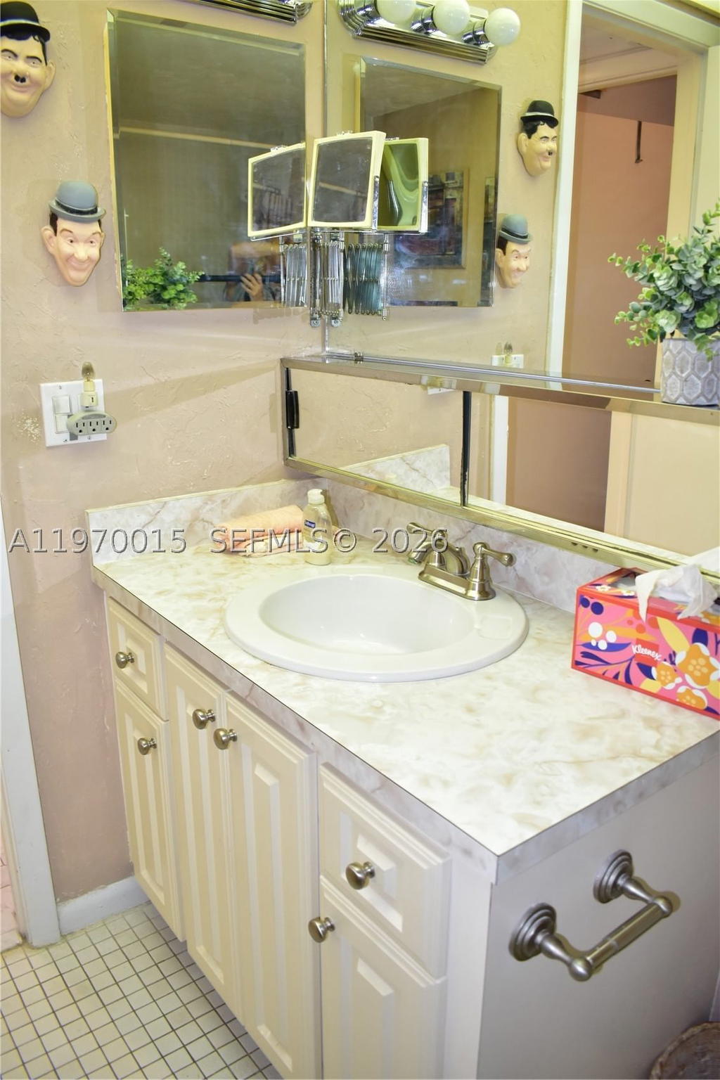 Real estate property located at 9681 Sunrise Lakes Blvd #201, Broward, Sunrise Lakes 136 Condo, Sunrise, FL