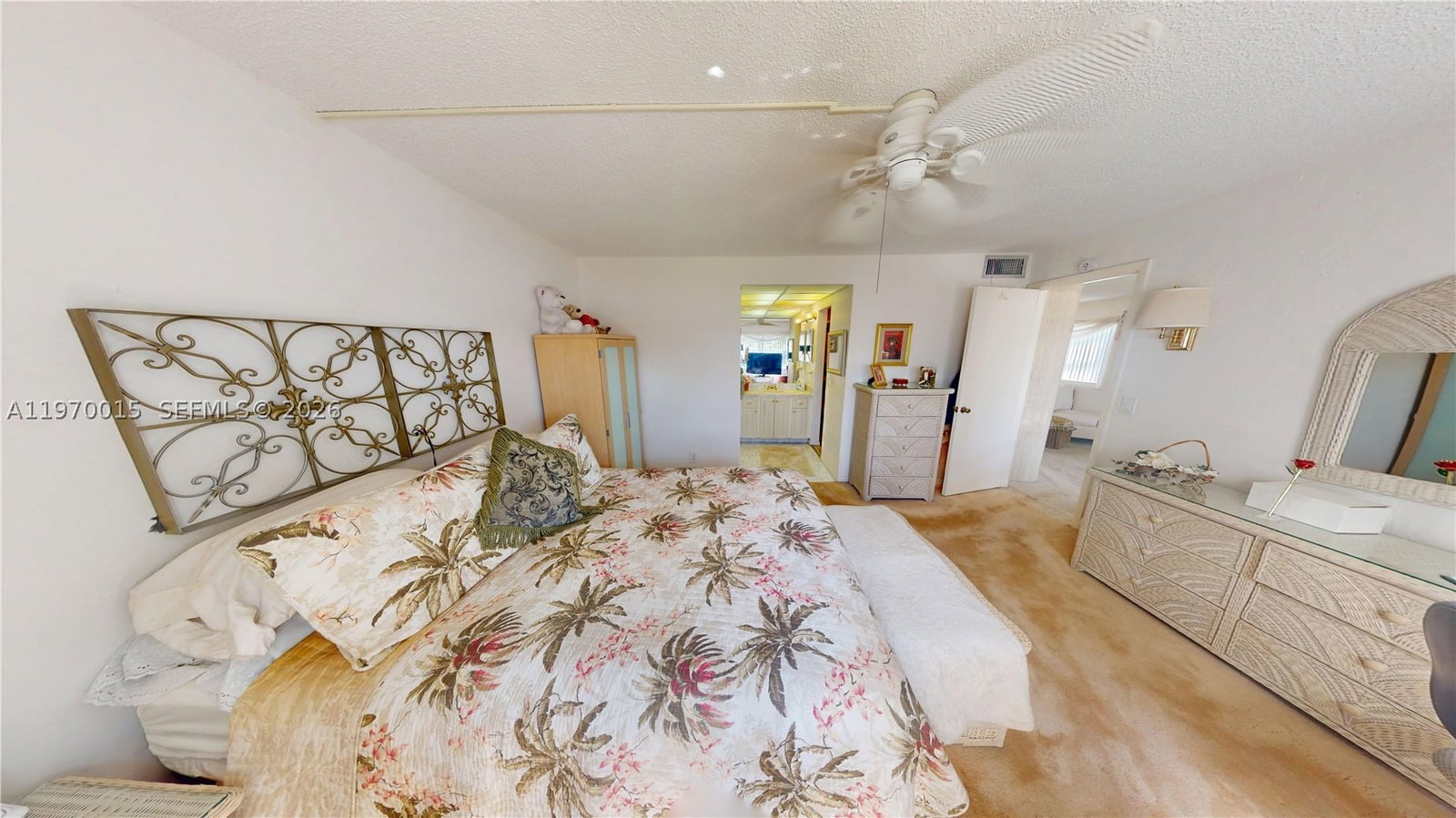 Real estate property located at 9681 Sunrise Lakes Blvd #201, Broward, Sunrise Lakes 136 Condo, Sunrise, FL