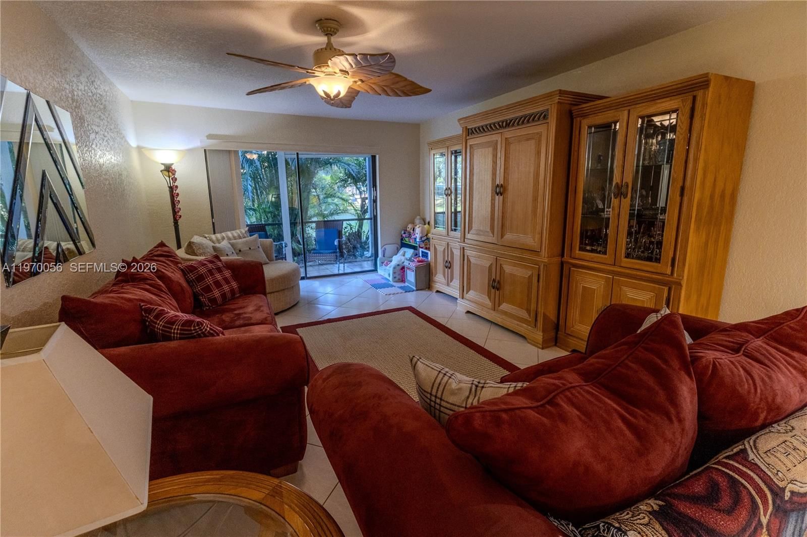 Real estate property located at 8931 New River Canal Rd #1E, Broward, Jacaranda Villas No 2 Con, Plantation, FL