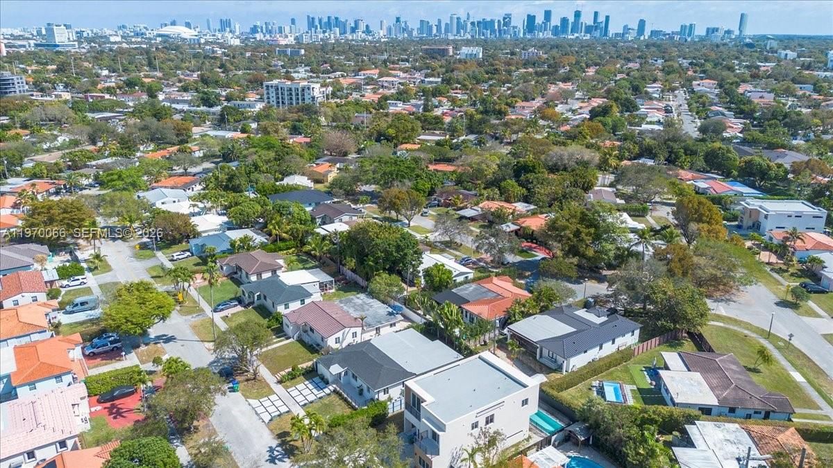 Real estate property located at 1971 33rd Ave, Miami-dade, Coral Gate Sec B, Miami, FL