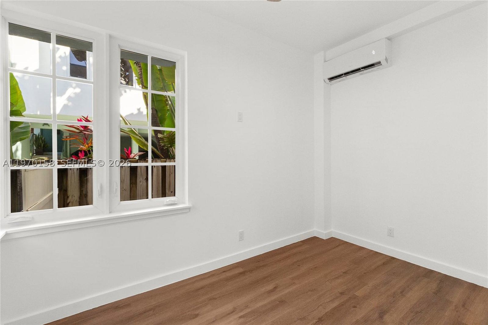 Real estate property located at 1009 Meridian Ave #14, Miami-dade, 1005 Meridian Condo, Miami Beach, FL