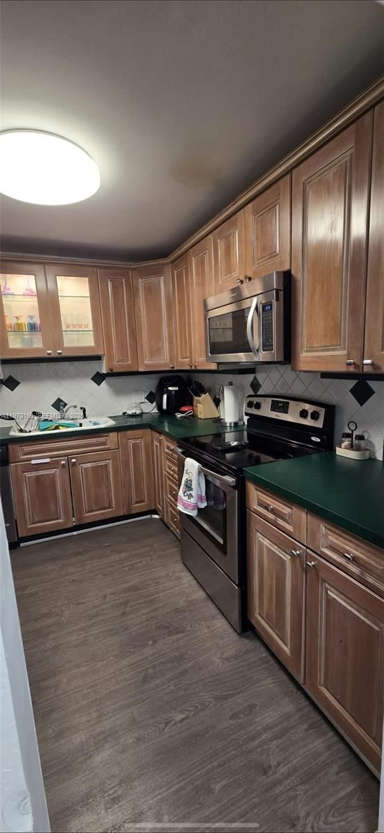 Real estate property located at 3800 Ocean Dr #322, Broward, Hallmark Of Hollywood Con, Hollywood, FL