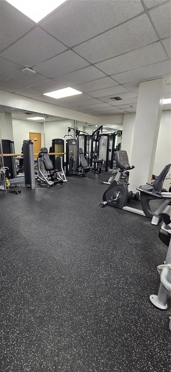 Real estate property located at 3800 Ocean Dr #322, Broward, Hallmark Of Hollywood Con, Hollywood, FL