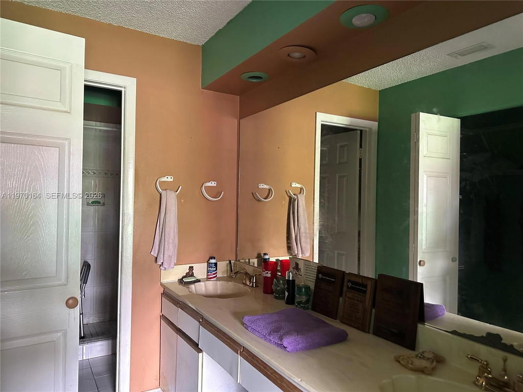 Real estate property located at 14975 48th Ter #25E, Miami-dade, Lakes Meadow Vilg Homes C, Miami, FL