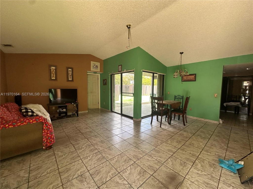 Real estate property located at 14975 48th Ter #25E, Miami-dade, Lakes Meadow Vilg Homes C, Miami, FL
