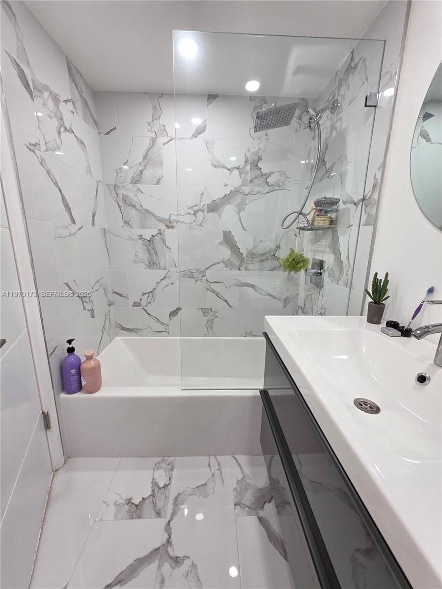 Real estate property located at 2851 183rd St #412E, Miami-dade, Admirals Port Condo West, Aventura, FL