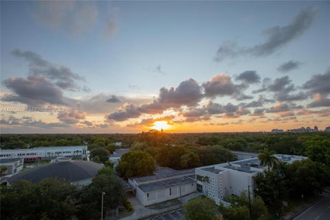 Real estate property located at 301 Altara Ave #719, Miami-dade, Merrick Manor Condo, Coral Gables, FL