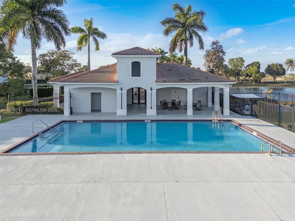 Real estate property located at 846 SW 148 TH PL, Miami-dade, Emerald Lakes, Miami, FL