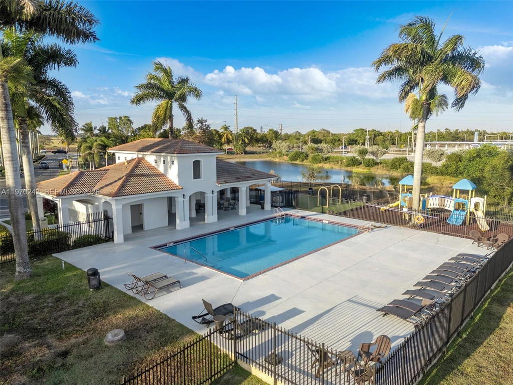 Real estate property located at 846 SW 148 TH PL, Miami-dade, Emerald Lakes, Miami, FL