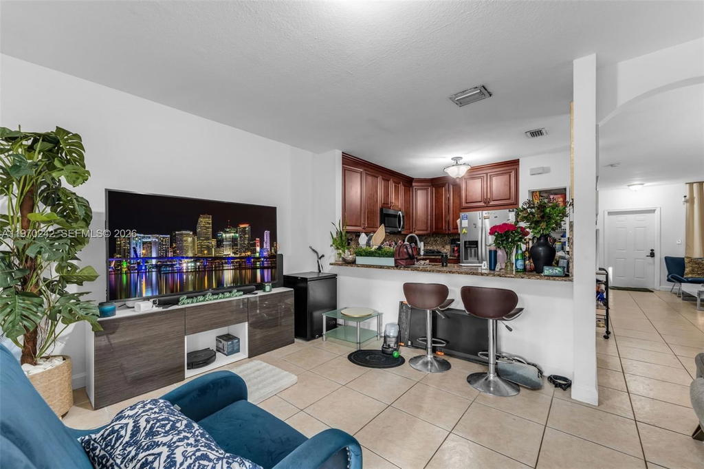 Real estate property located at 846 SW 148 TH PL, Miami-dade, Emerald Lakes, Miami, FL