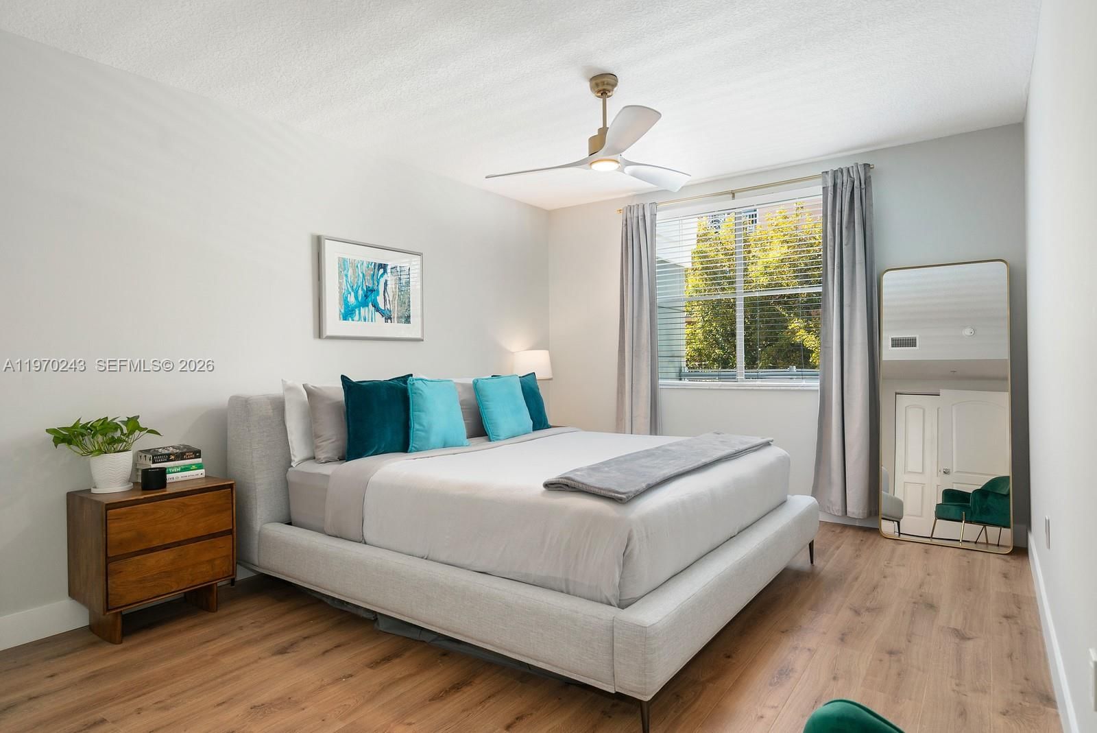 Real estate property located at 110 Washington Ave #1316, Miami-dade, The Cosmopolitan Residenc, Miami Beach, FL