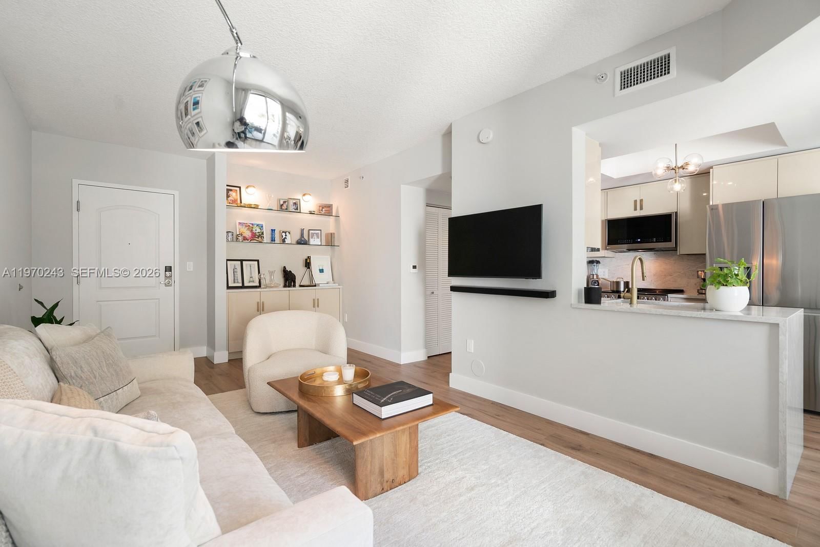 Real estate property located at 110 Washington Ave #1316, Miami-dade, The Cosmopolitan Residenc, Miami Beach, FL