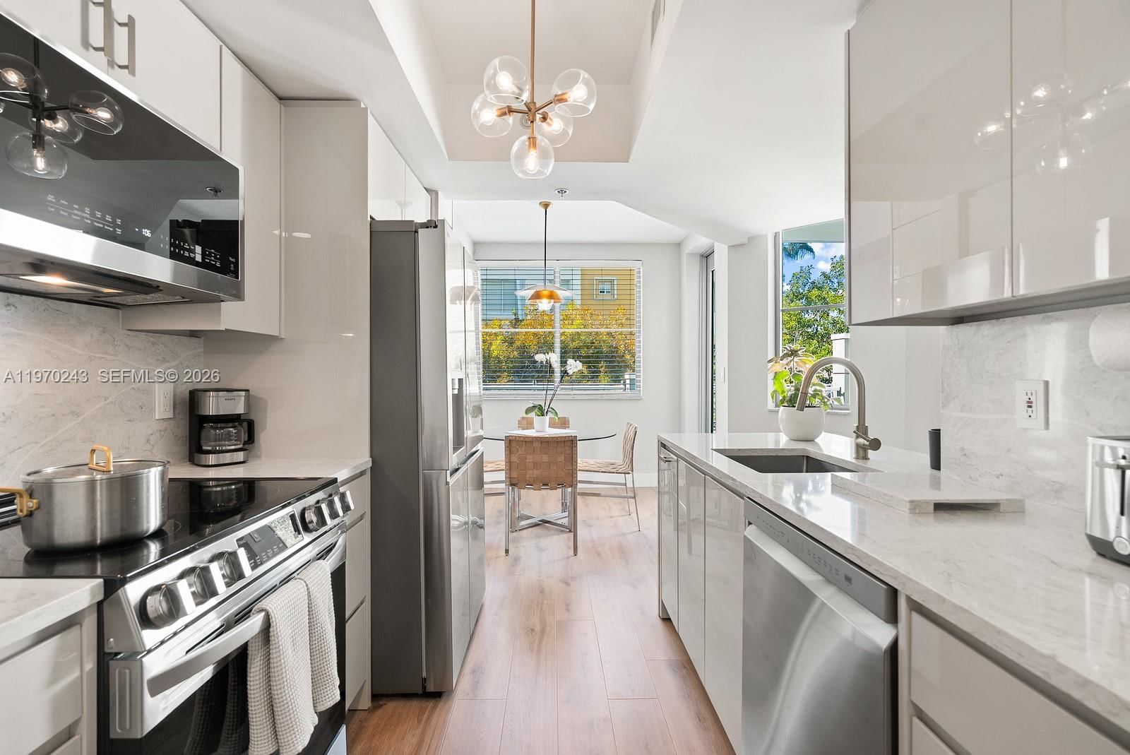 Real estate property located at 110 Washington Ave #1316, Miami-dade, The Cosmopolitan Residenc, Miami Beach, FL