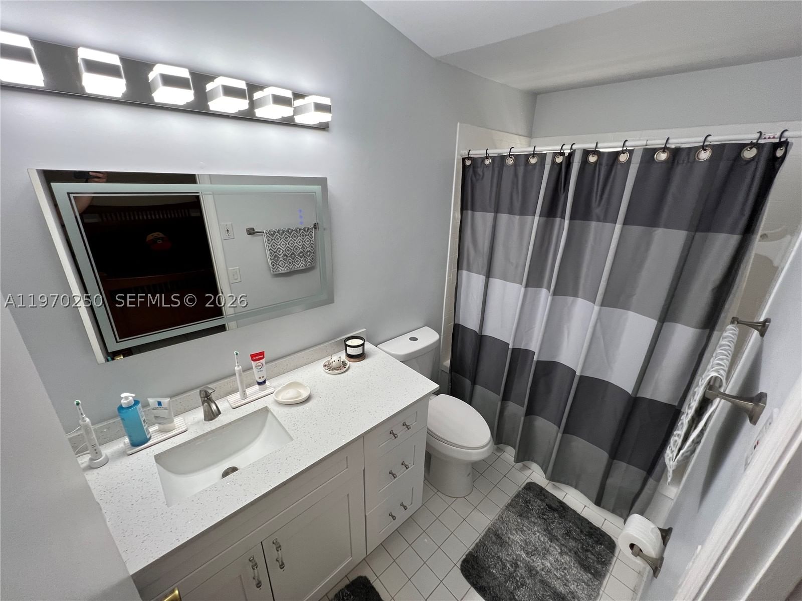 Real estate property located at 5214 190th St, Miami-dade, Monterrey 4th Addn, Miami Gardens, FL