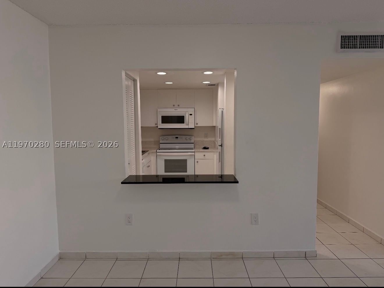 Real estate property located at 8050 8th St #1307, Miami-dade, Belinda Gardens Condo, Miami, FL
