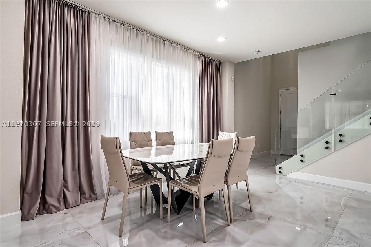 Real estate property located at 4566 Ficus St, Broward, Hillcrest Country Club So, Hollywood, FL