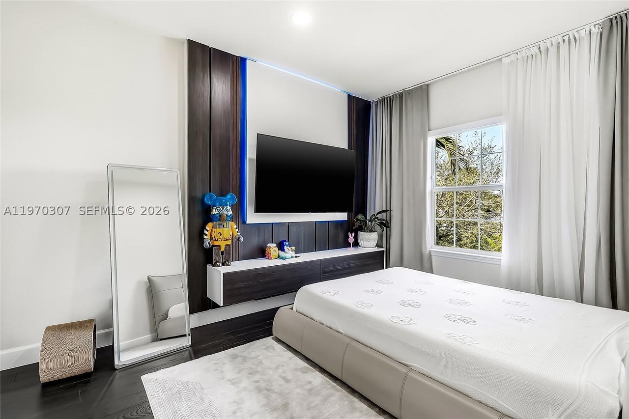 Real estate property located at 4566 Ficus St, Broward, Hillcrest Country Club So, Hollywood, FL
