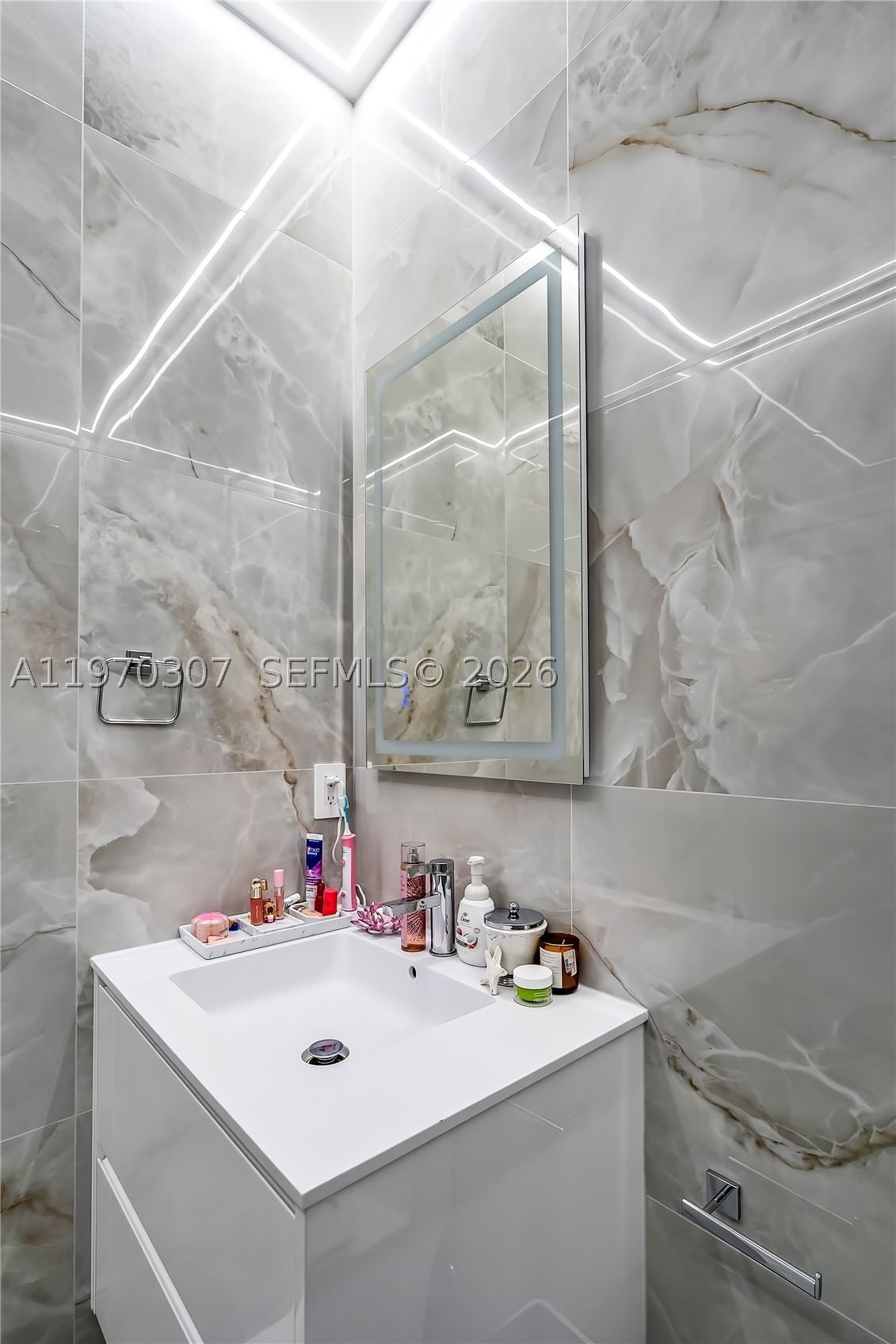 Real estate property located at 4566 Ficus St, Broward, Hillcrest Country Club So, Hollywood, FL