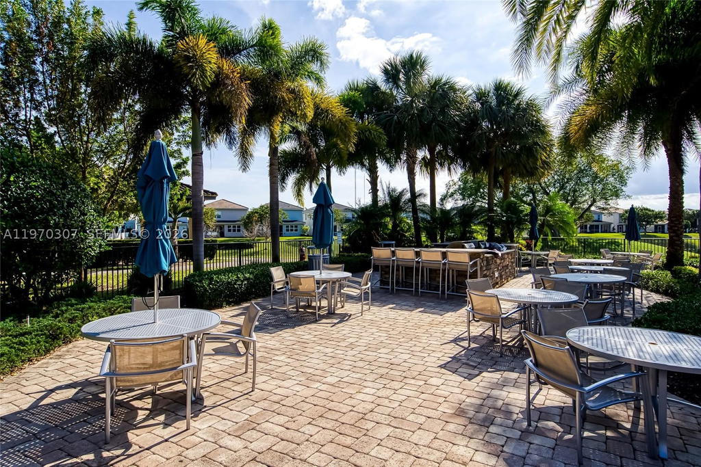 Real estate property located at 4566 Ficus St, Broward, Hillcrest Country Club So, Hollywood, FL