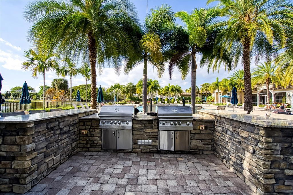 Real estate property located at 4566 Ficus St, Broward, Hillcrest Country Club So, Hollywood, FL
