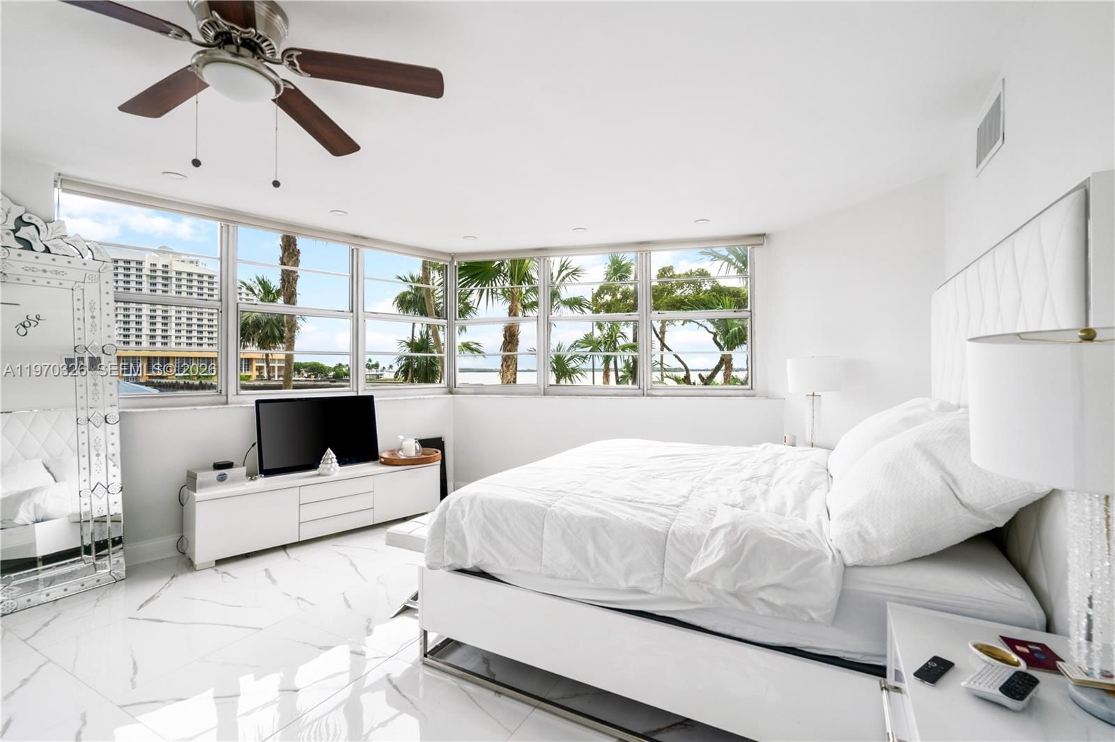 Real estate property located at 905 Brickell Bay Dr #230, Miami-dade, Four Ambassadors Condo, Miami, FL