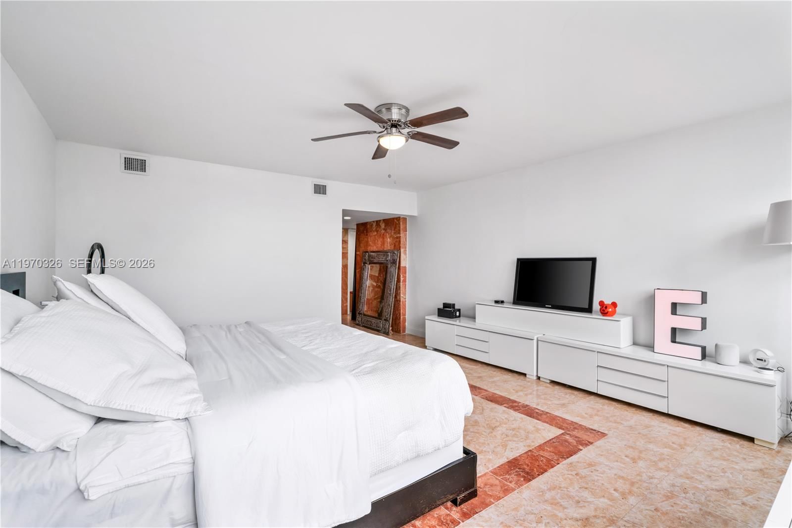 Real estate property located at 905 Brickell Bay Dr #230, Miami-dade, Four Ambassadors Condo, Miami, FL