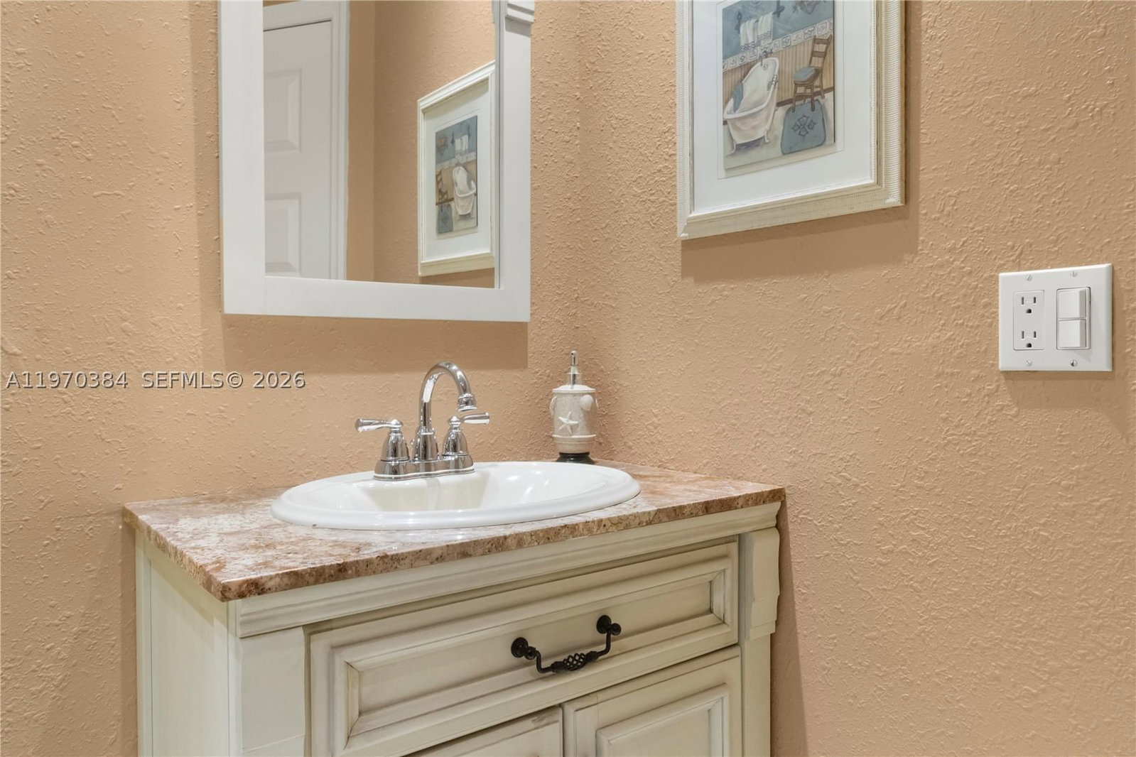 Real estate property located at 5121 Oakland Park Blvd #304, Broward, Kahlua Gardens Condo, Lauderdale Lakes, FL