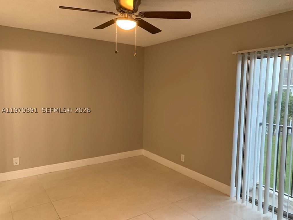 Real estate property located at 8700 Sherman Cir #305, Broward, Lakeshore At University P, Miramar, FL