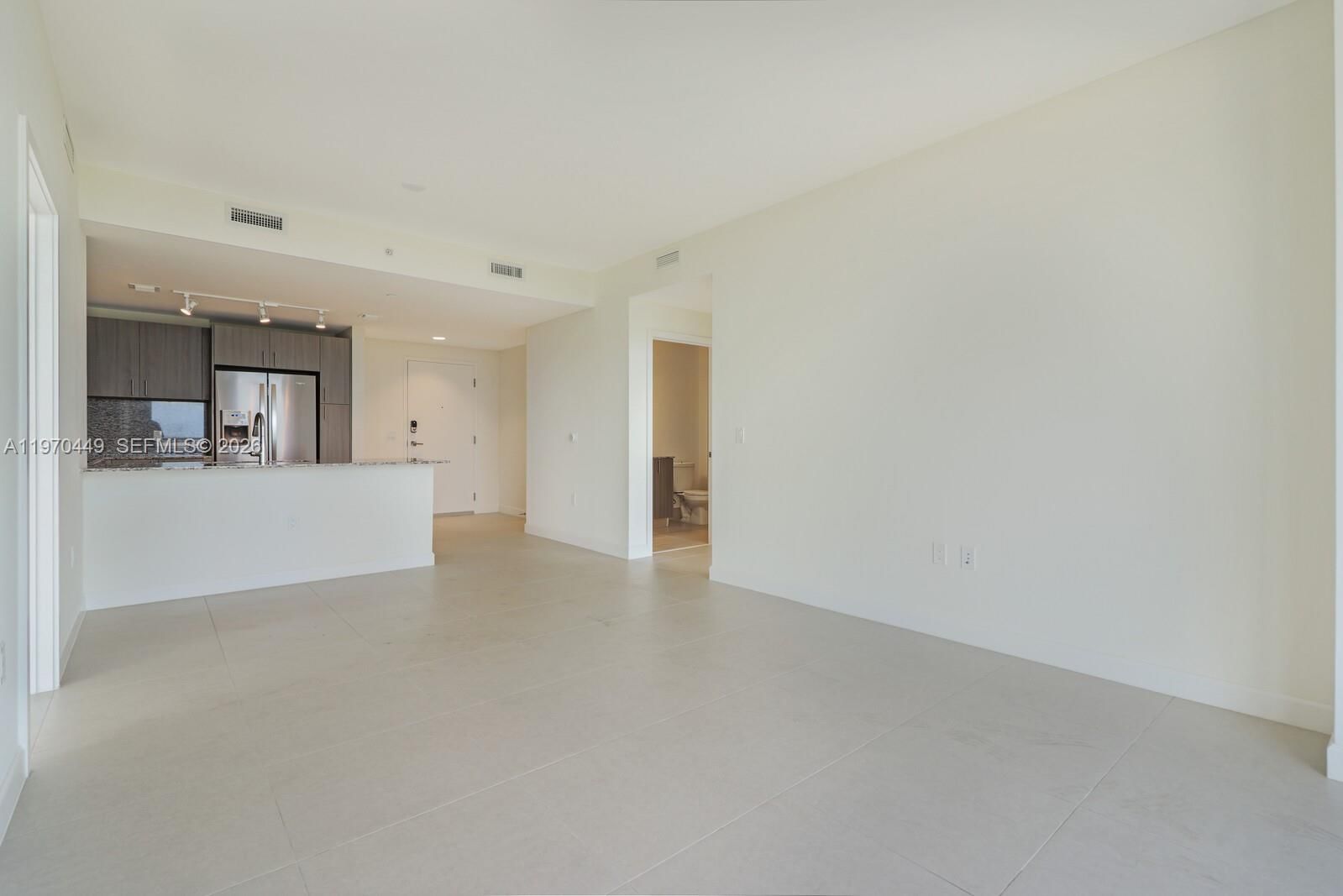 Real estate property located at 5350 84th Ave #601, Miami-dade, 5350 Park Condo, Doral, FL