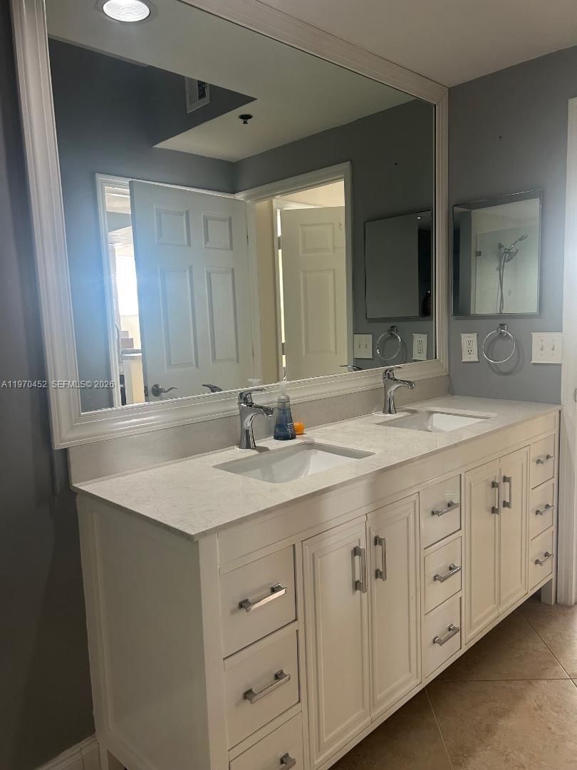 Real estate property located at 3255 184th St #12215, Miami-dade, Village By The Bay Condo, Aventura, FL