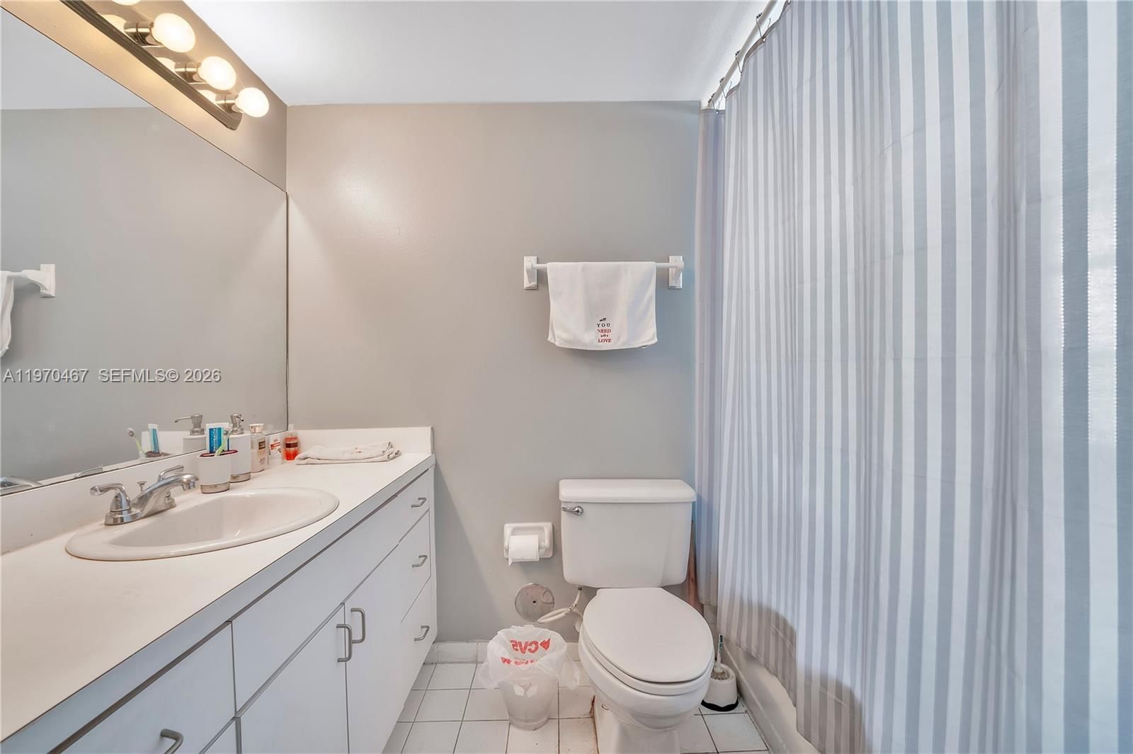Real estate property located at 7020 173rd Dr #505, Miami-dade, Lago Del Rey Condo, Hialeah, FL