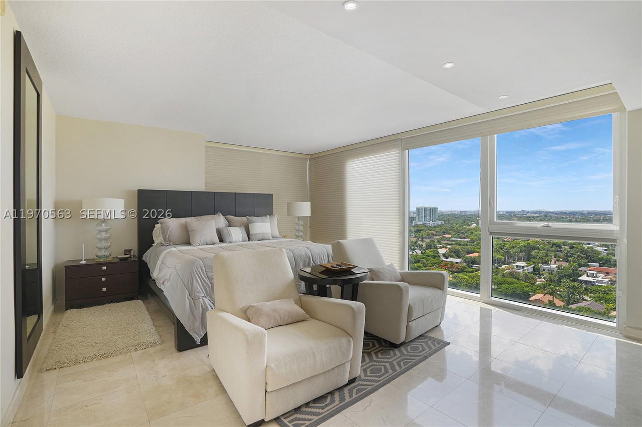 Real estate property located at 2101 Brickell Ave #1812, Miami-dade, Skyline On Brickell Condo, Miami, FL