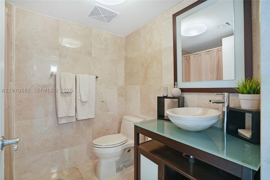 Real estate property located at 2101 Brickell Ave #1812, Miami-dade, Skyline On Brickell Condo, Miami, FL