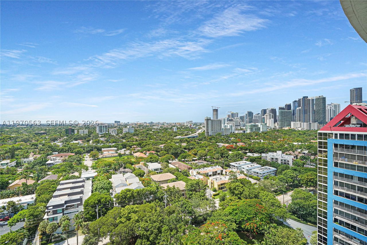 Real estate property located at 2101 Brickell Ave #1812, Miami-dade, Skyline On Brickell Condo, Miami, FL