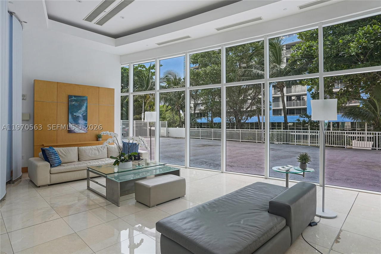 Real estate property located at 2101 Brickell Ave #1812, Miami-dade, Skyline On Brickell Condo, Miami, FL