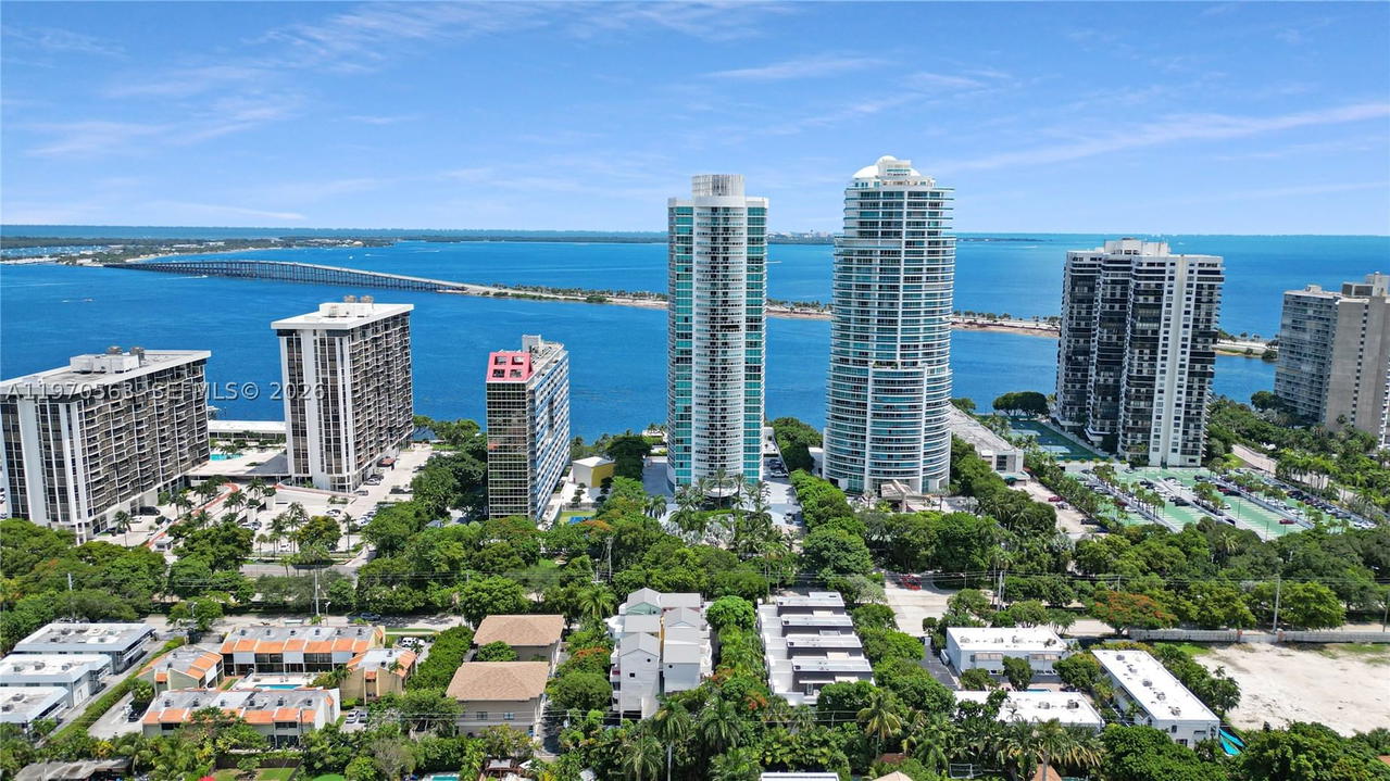 Real estate property located at 2101 Brickell Ave #1812, Miami-dade, Skyline On Brickell Condo, Miami, FL