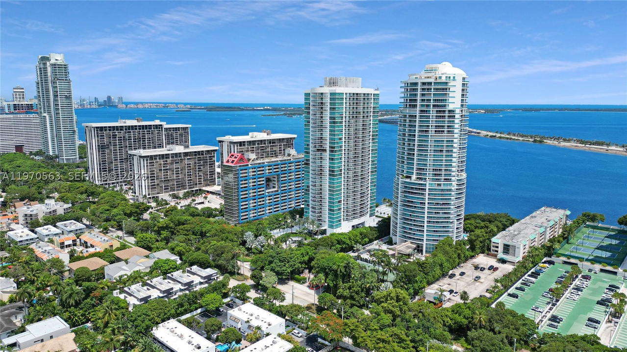 Real estate property located at 2101 Brickell Ave #1812, Miami-dade, Skyline On Brickell Condo, Miami, FL