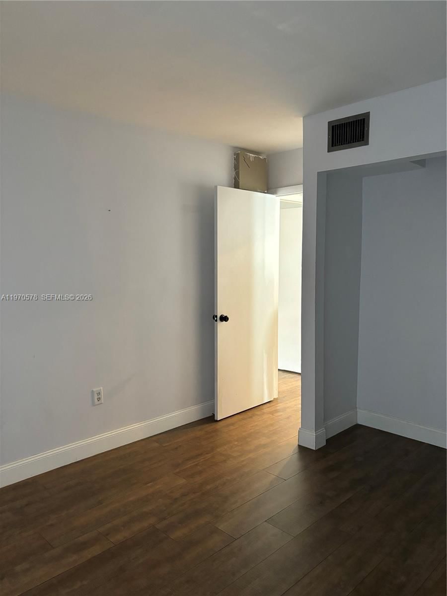Real estate property located at 18965 62nd Ave #105, Miami-dade, Countryside Village Condo, Hialeah, FL
